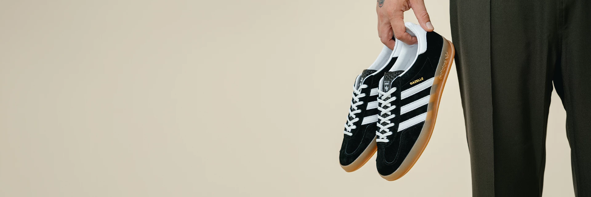 The all-rounder for everyday wear - Gazelle Black/White!