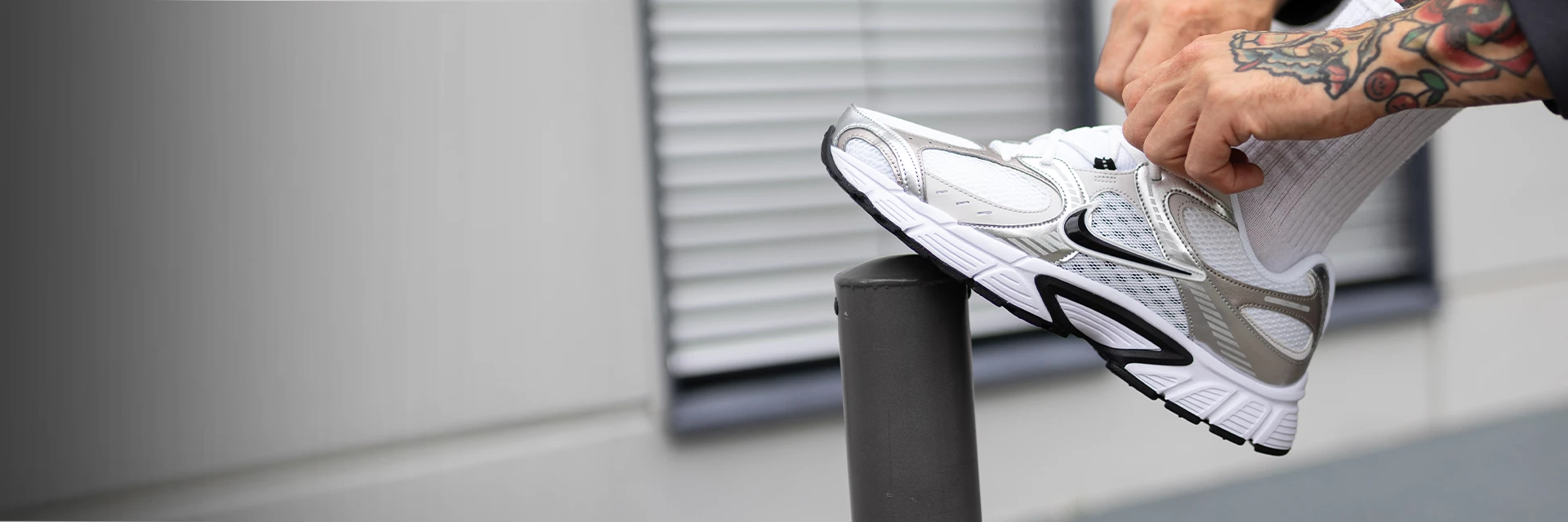 The Nike V5 RNR Vast Grey is back online in all sizes!