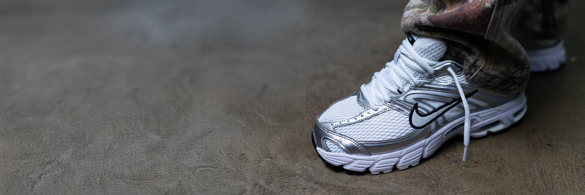 Nike Air Max Moto 2K - neue Colourways direkt bei Nike!