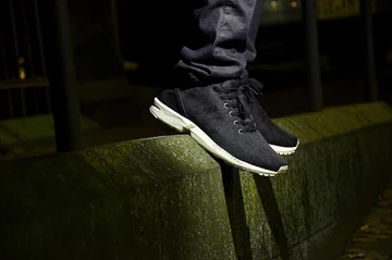 4adidas - flux - black elements