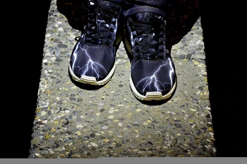 16adidas - flux - black elements