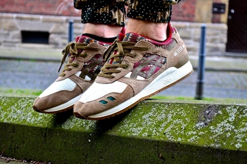 17asics -aztec pack-gel lyte