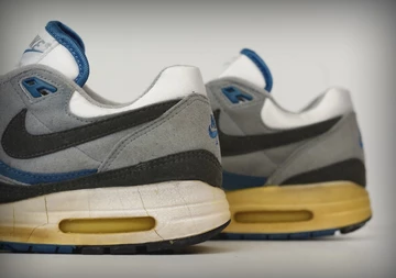 10AIR MAX LIGHT - OVERKILL