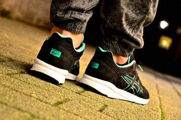 16onitsuka - shaw - runner