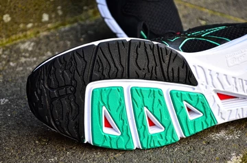 5onitsuka - shaw - runner