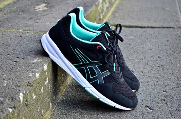 1onitsuka - shaw - runner