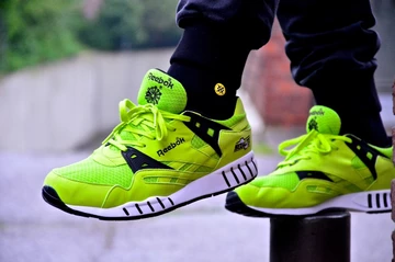 1REEBOK-SOLE-TRAINER