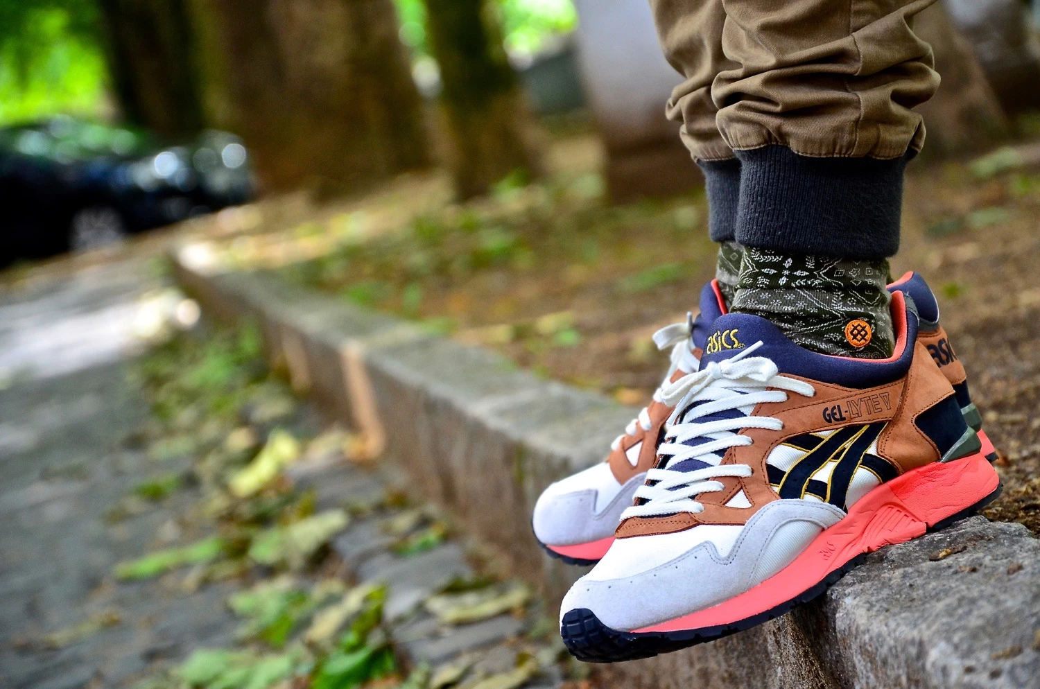 Asics gel lyte v midnight bloom on sale