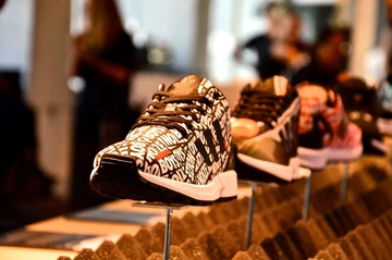 23adidas-flux-berlin-miadidas-deadstock