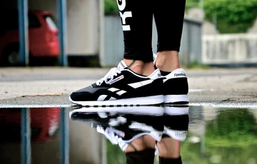 1reebok-classic -nylon