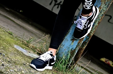 2reebok-classic -nylon