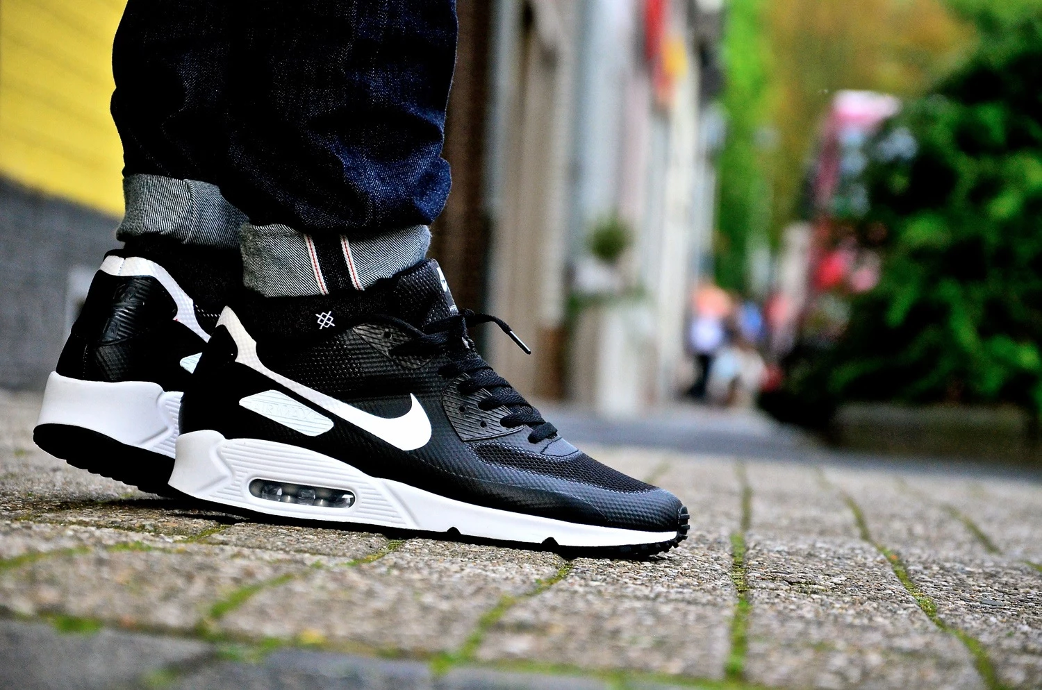 Nike Air Max 90 Hyperfuse iD- latest pickup | Dead Stock display picture 2