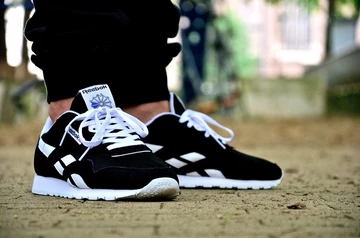 19reebok-classic -nylon