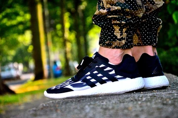 5-pure-boost-battle-pack-footlocker-deadstock