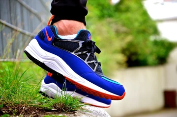 18Nike-Huarache-Ultramarine-Deadstock