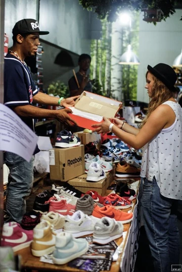 26snkrart - kicksinthehall-deadstock-bielefeld