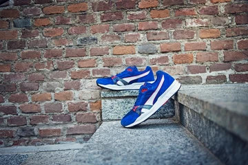 RS71779_Foot-Locker-x-PUMA-Trinomic_blue-scr