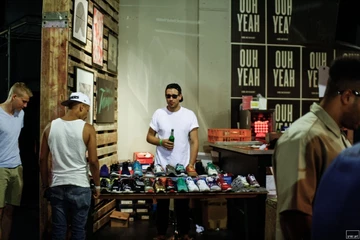 15snkrart - kicksinthehall-deadstock-bielefeld