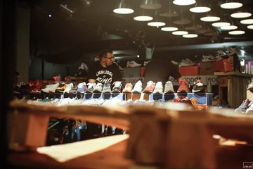 38snkrart - kicksinthehall-deadstock-bielefeld