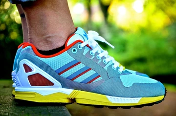 9adidas - zxflux-hydra