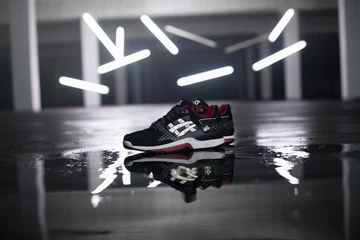 asics-gt-quick-glow-in-the-dark-01-1024x682