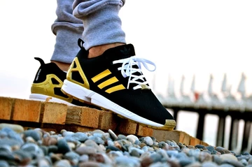 adidas miadidas ZXFlux009