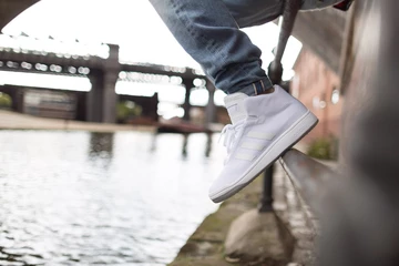 adidas-originals-veritas-mid-white-statement-pack-01