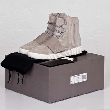 adidas Originals und Kanye West präsentieren den Yeezy BOOST