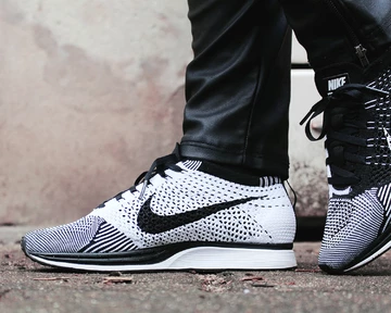 deadstock-nike-flyknit-racer-03