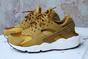 Nike Air Huarache "Bronzine" - latest pickup