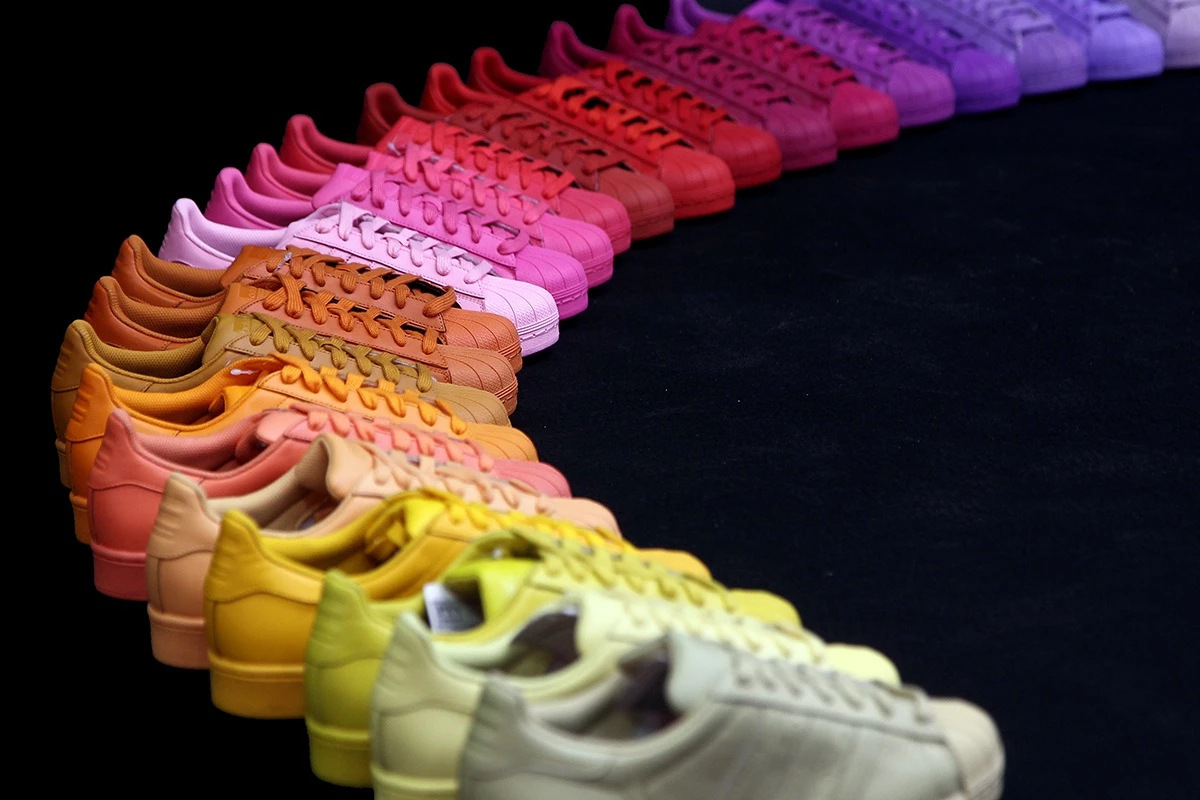 Adidas pharrell colors best sale