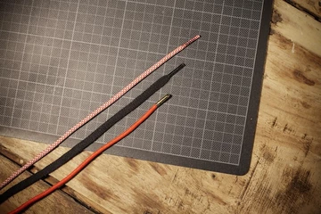 asics-titolo-papercut-4