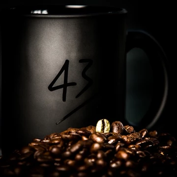 43einhalb und die Jagd nach der goldenen Kaffeebohne