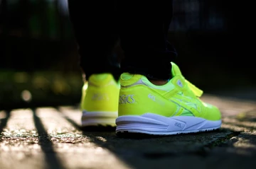 asics-summer-kite-neon06
