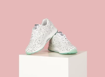 naked-reebok-ventilator-02