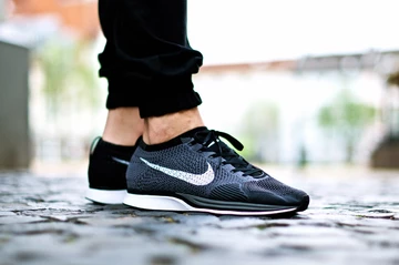 nike-flyknit-racer02