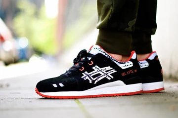 asics-titolo-papercut