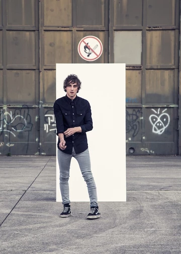 14edwin-berlin-store-lookbook