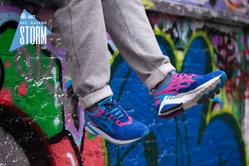 2asics-storm-kayano