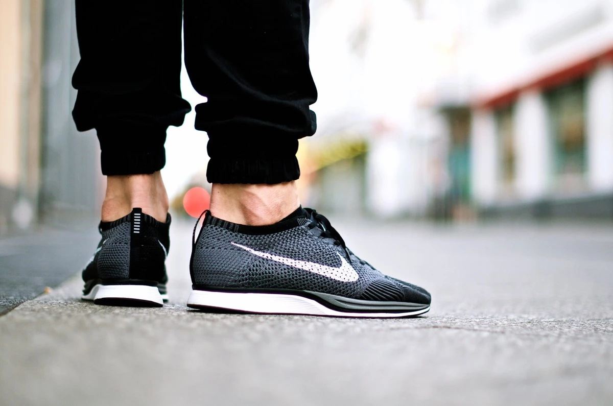 Nike flyknit racer grey hotsell