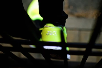 asics-summer-kite-neon02