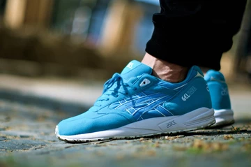 6asics-summerkite-saga