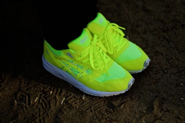 asics-summer-kite-neon15