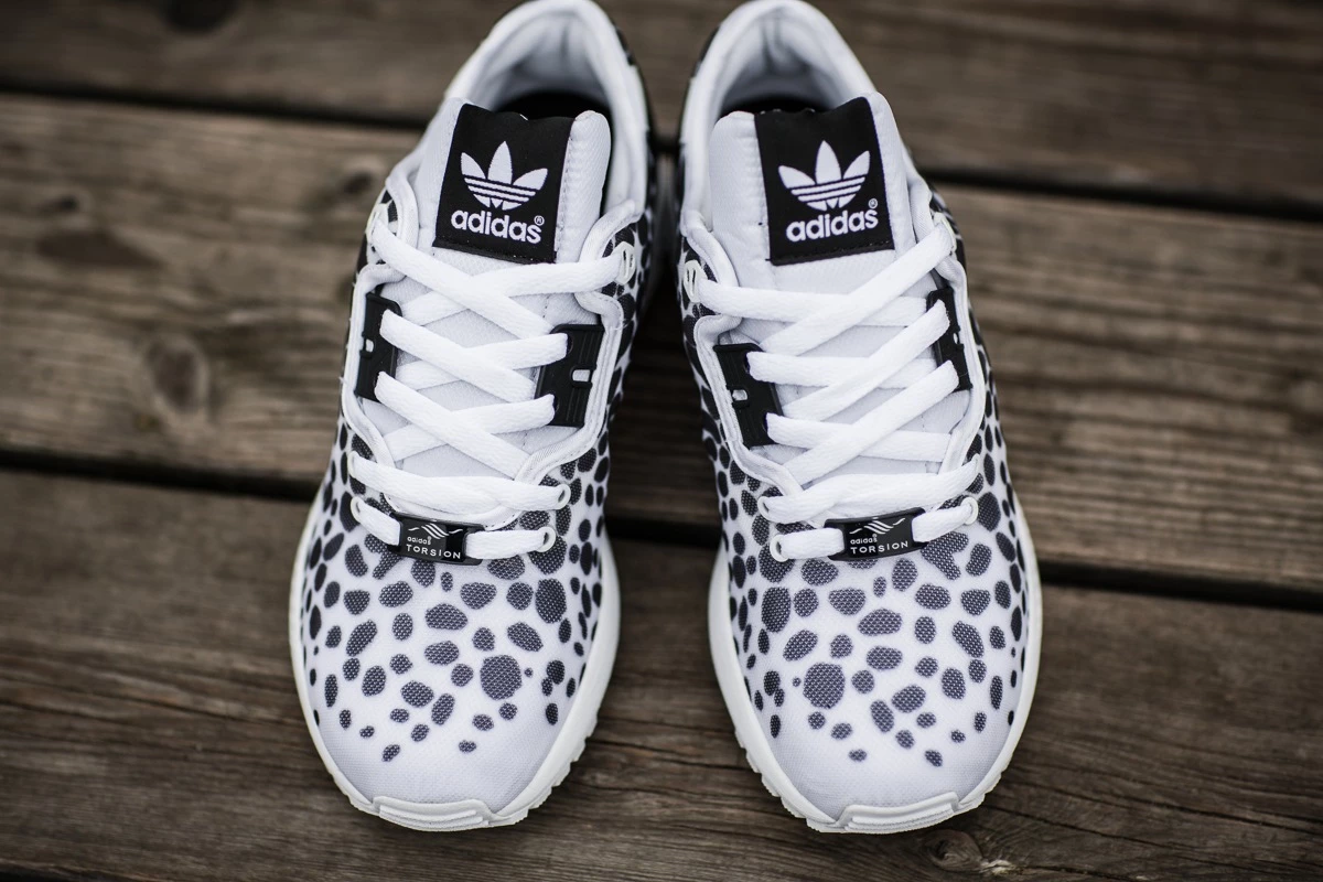 adidas Originals WMNS ZX Flux Decon online now Dead Stock