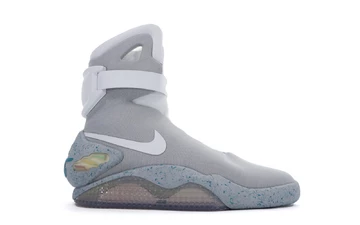NIKE-AIRMAG-7