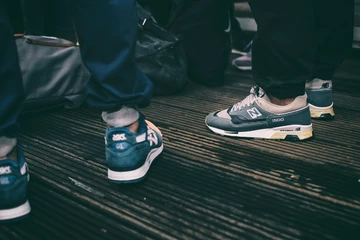 13not-just-shoes-on-feet-knucker-kane-holz