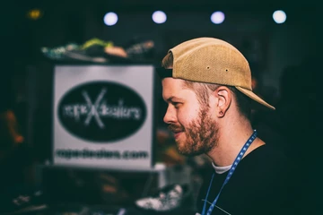 4not-just-shoes-kane-holz