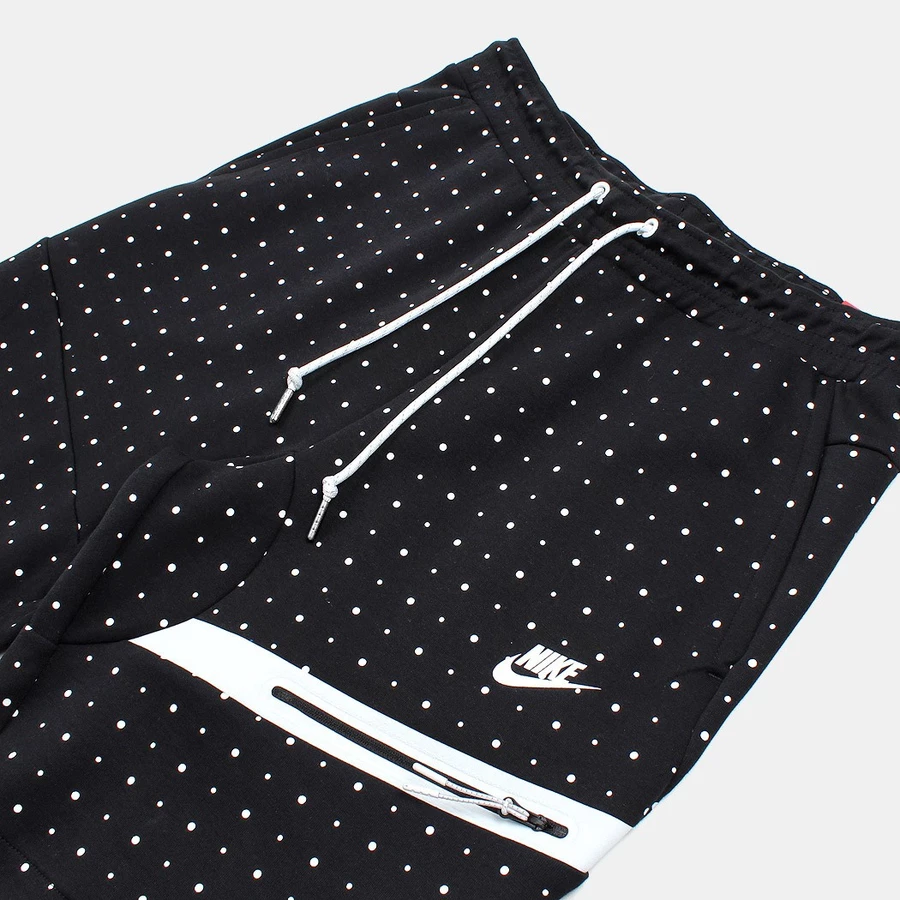 nike-tech-fleece-polka-dots-4-