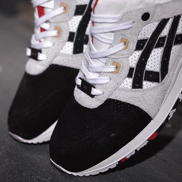 14afew-gellyte-black-koi