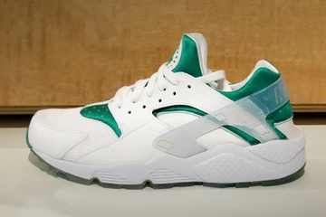 nike-air-huarache-city-series-paris